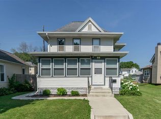 411 Tremont St, Cedar Falls, IA 50613