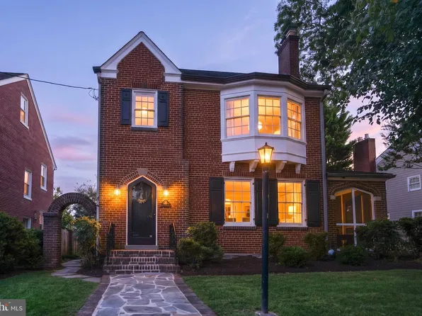 406 Upland Pl, Alexandria, VA 22301