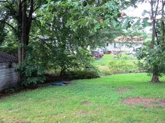 2nd image of 1316 Walnut St