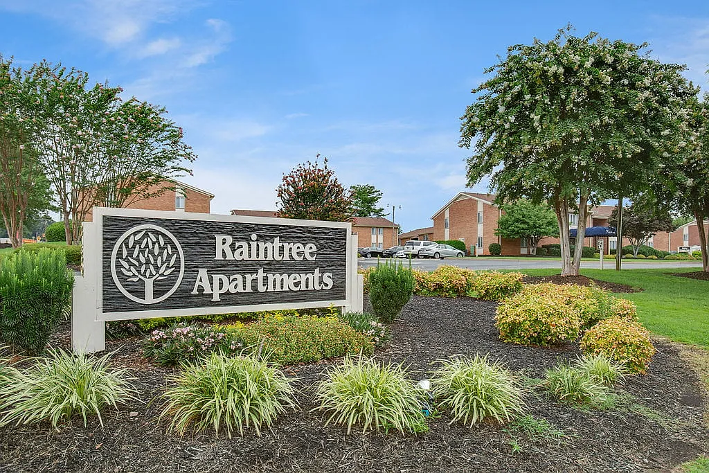 Raintree — Photo 1