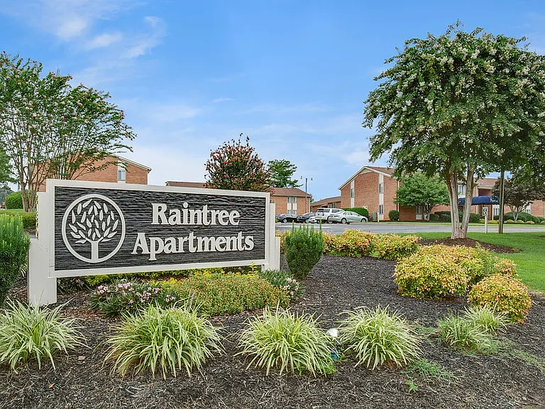 Clubhouse at Falcon Creek Apartment homes