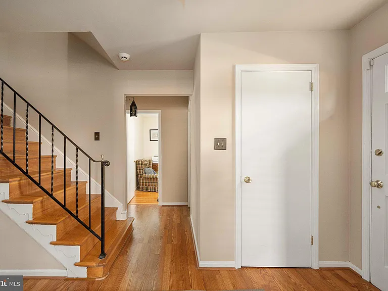 6917 Stoneybrooke Ln — Photo 14