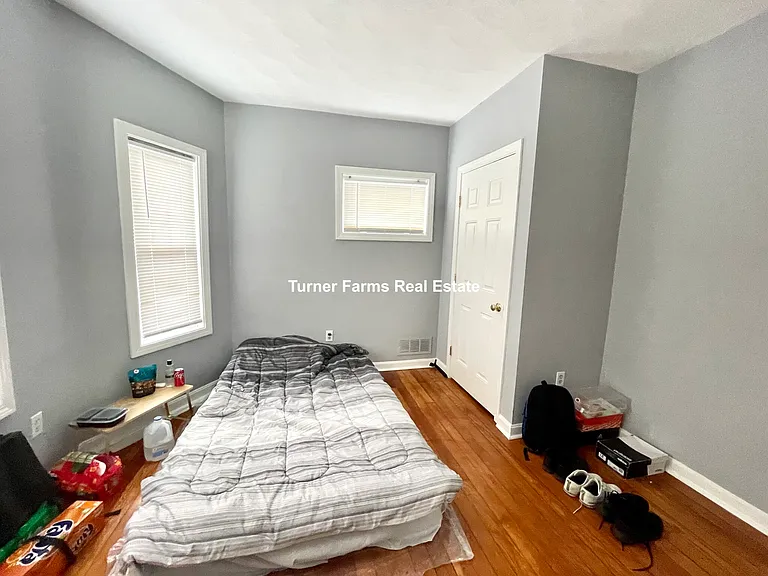 48 Derby St #1A — Photo 27