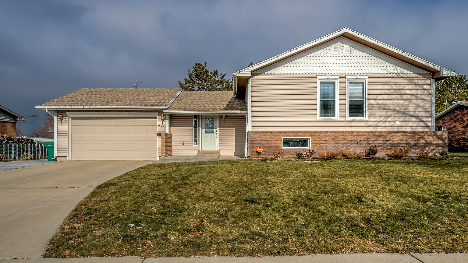 1231 Duncan Pl NE photo 1