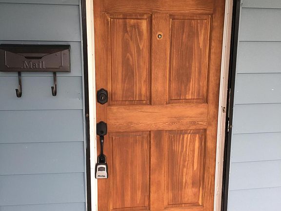 3rd image of 2425 Washington Ave