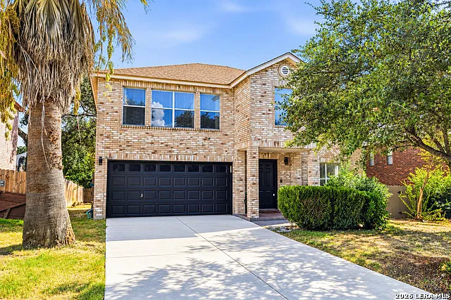 3 bed, 2.5 bath, 2190 sqft, $2,150 — Photo 1