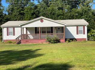 218 Well Rd, Hartwell, GA 30643
