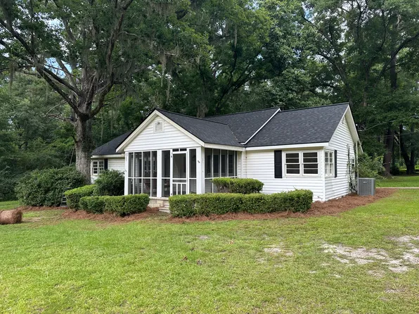 31 McDonald Rd, Thomasville, GA 31757