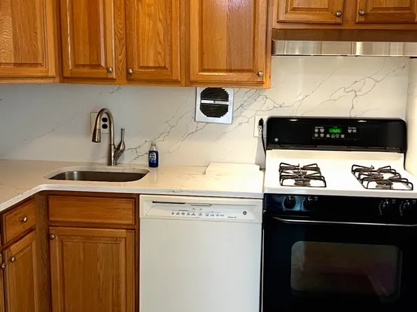 15 Brighton Vlg, Broomall, PA 19008