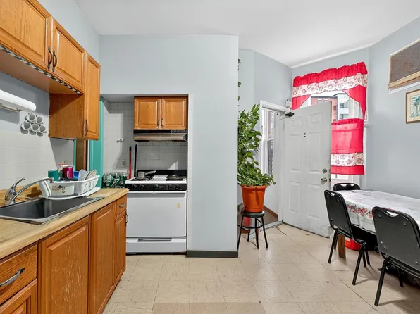 51 Prospect Avenue image 12 of 48