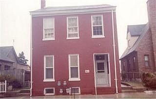1st image of 911 E Market St