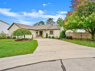 1560 Avon Pl, Huntington, IN 46750