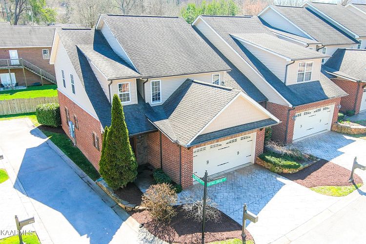1st image of 4122 Cottage Square Way