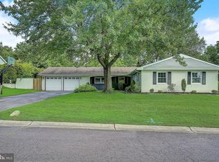 21 Traynor Ln, Willingboro, NJ 08046