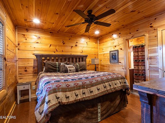5th image of 2168 Bear Haven Way