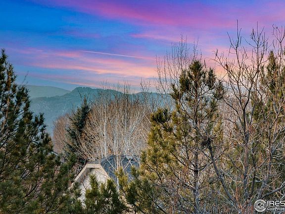 3rd image of 8135 Lighthouse Ln