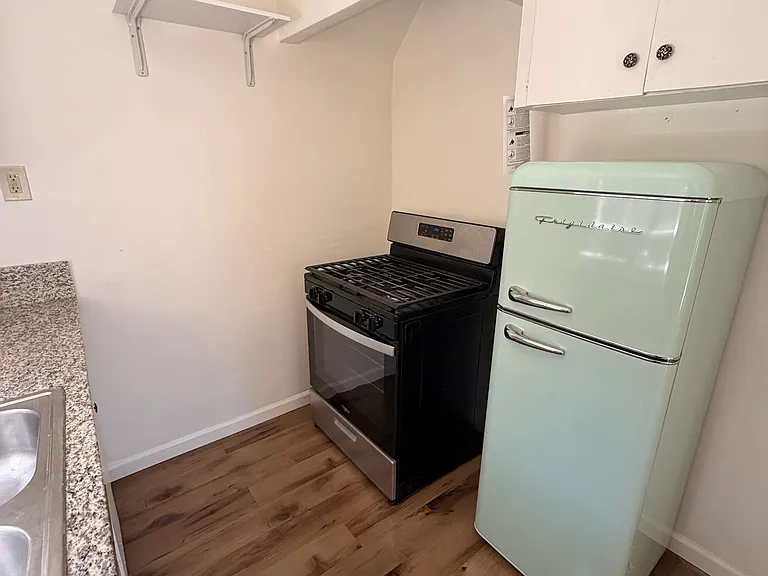 5307 Longfellow St — Photo 11
