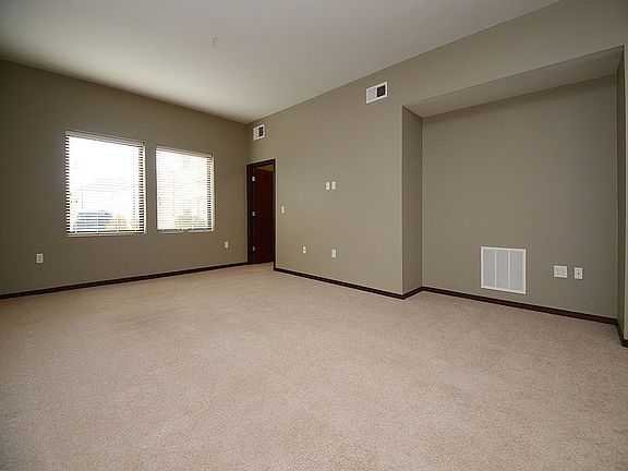 5th image of 1501 Jackson St #404