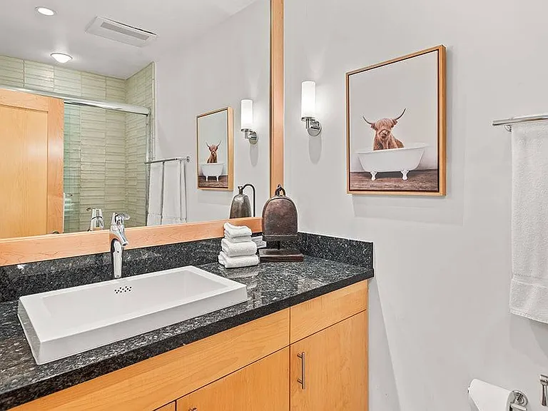 625 S West End St #8 — Photo 13
