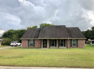213 Leona Dr, Raceland, LA 70394