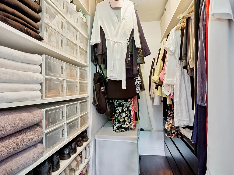 306 NE 1st Ave #210 — Photo 15