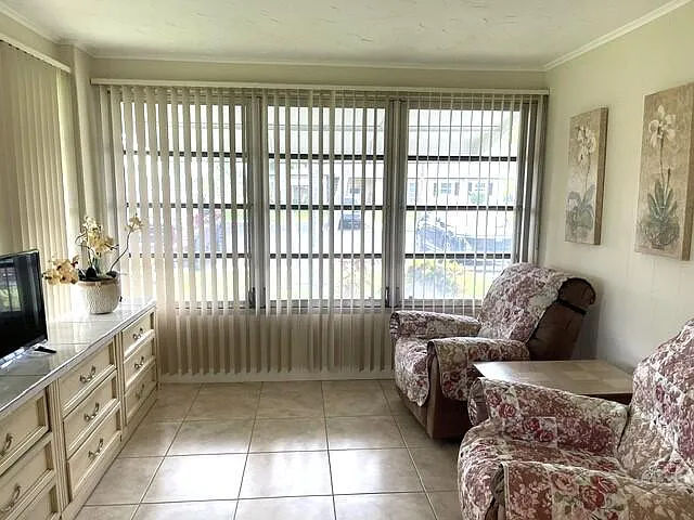 Villa — Photo 4