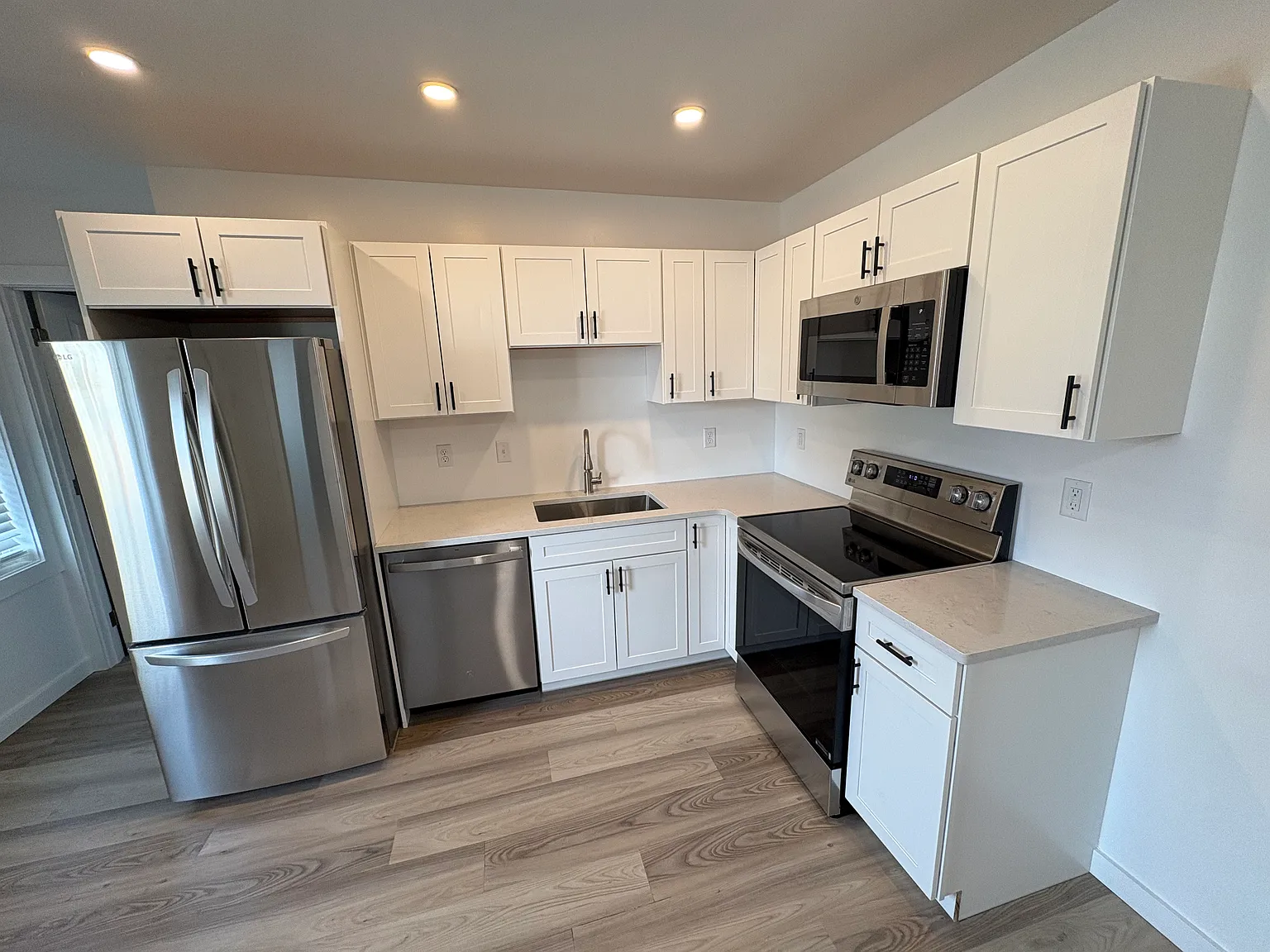 1 bed, 550 sqft, $1,250 — Photo 2