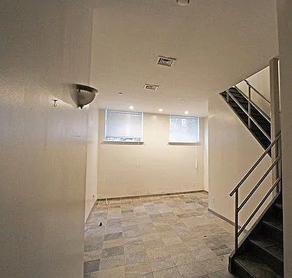 Rented by Brooklyn Bridge | media 17