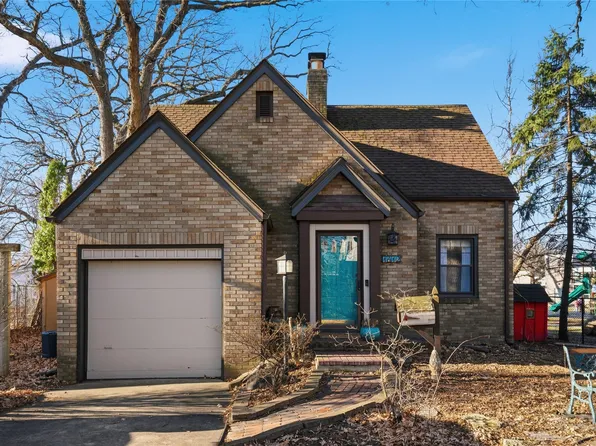 1412 Chautauqua Pkwy, Des Moines, IA 50314