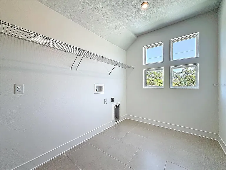 4732 W Wallcraft Ave — Photo 75
