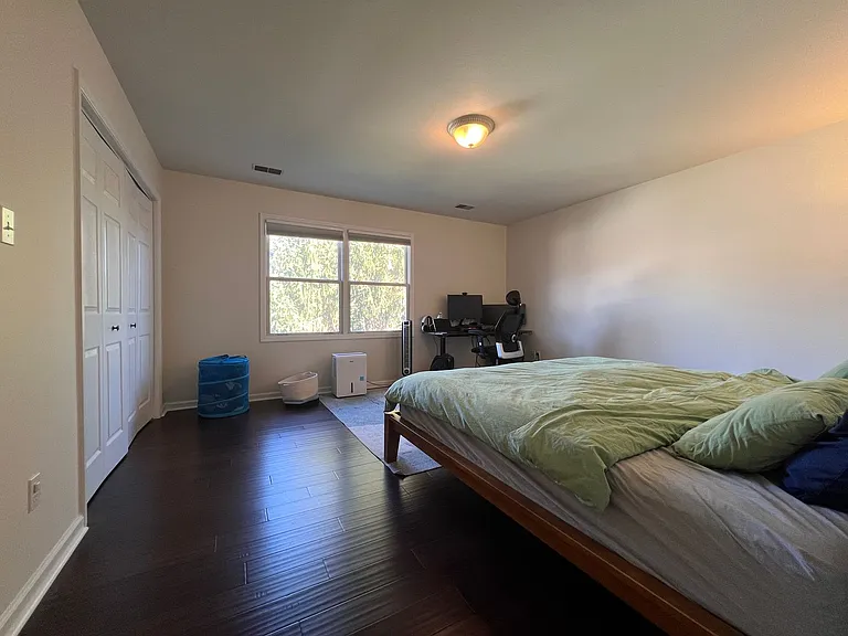 240 Newberry Ln — Photo 30
