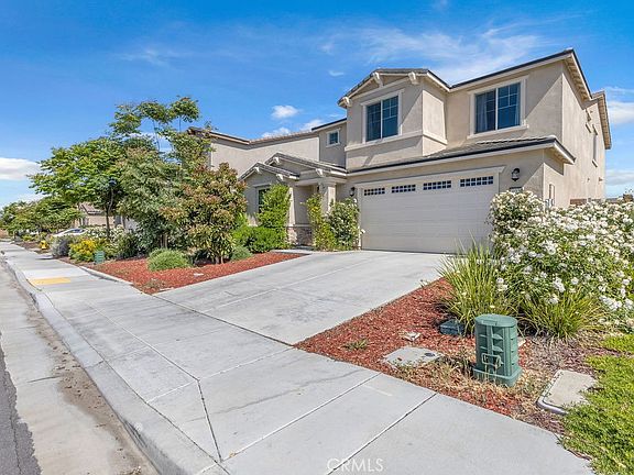 2nd image of 30536 Astoria Ln
