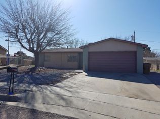 1976 Cummings Ct, Las Cruces, NM 88001