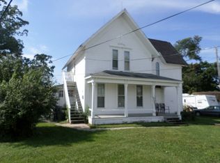 35150 N Gilmer Rd, Volo, IL 60073