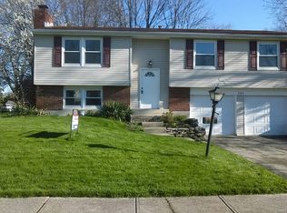 260 Porter Dr, Englewood, OH