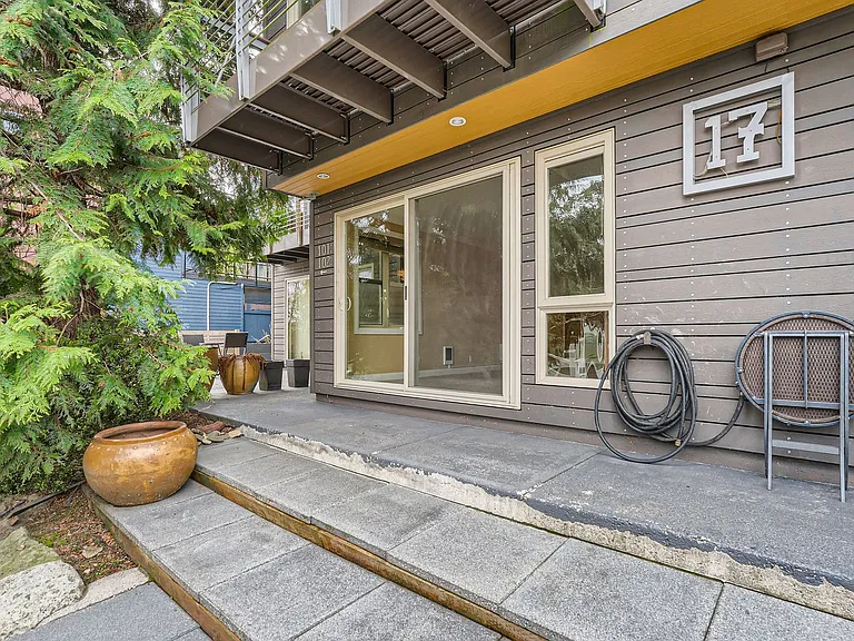 17 Etruria — Photo 10