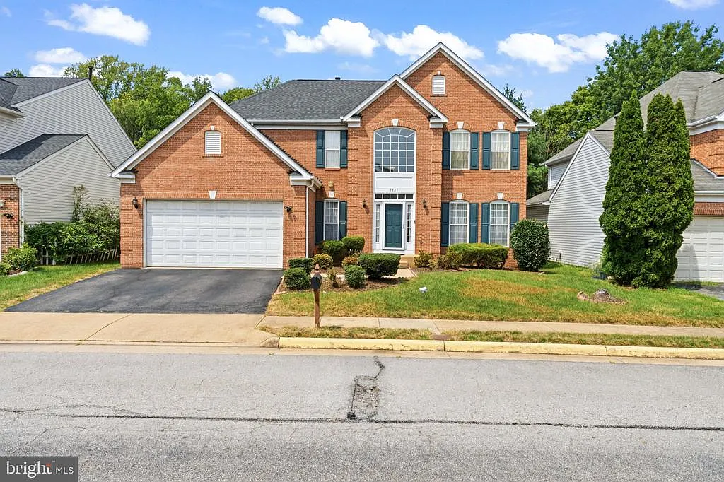 4 bed, 3.5 bath, 2662 sqft, $4,000 — Photo 1