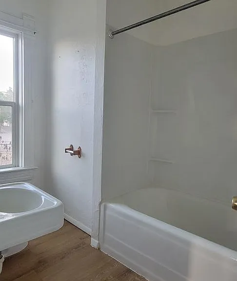 434-502 W Main St — Photo 12