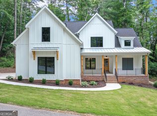 280 Kingwood Dr, Clayton, GA 30525