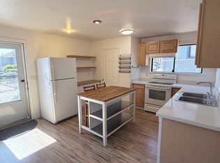 8837 20th Ave SW, Seattle, WA 98106