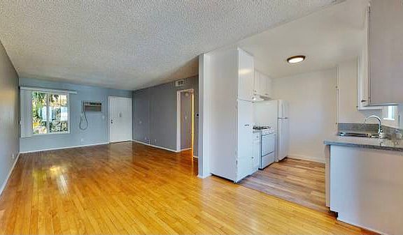 2nd image of 412 N Serrano Ave #110