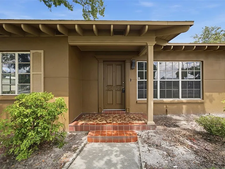 808 N Macdill Ave — Photo 4