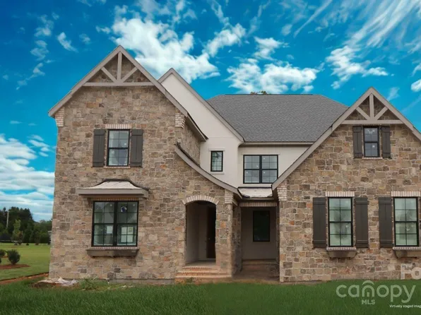 8115 Farm Crossing Ln #3, Huntersville, NC 28078