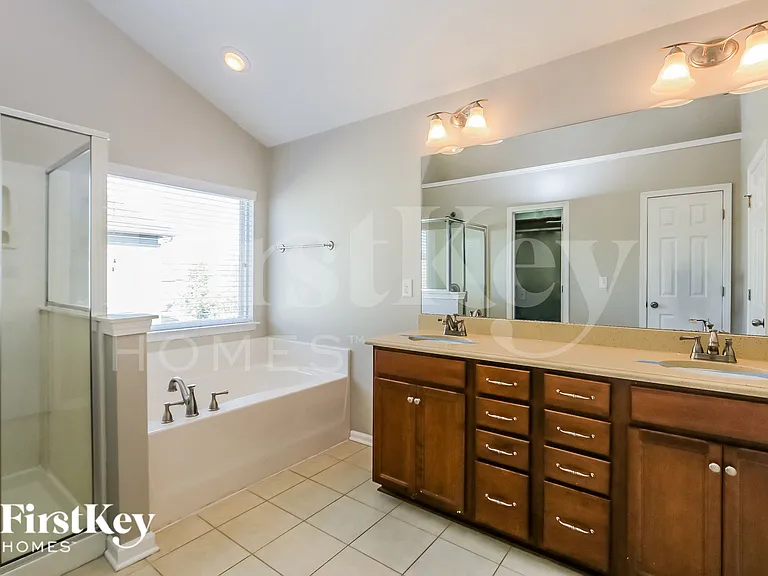 1023 Potomac Rd — Photo 9