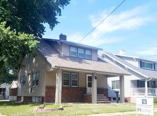 918 W 11th St, Hastings, NE 68901