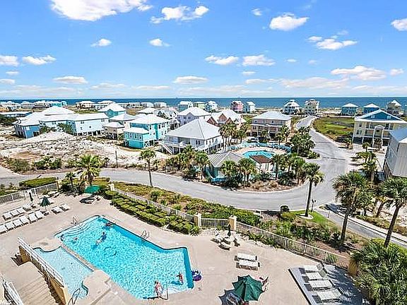 Pool and hot tub area