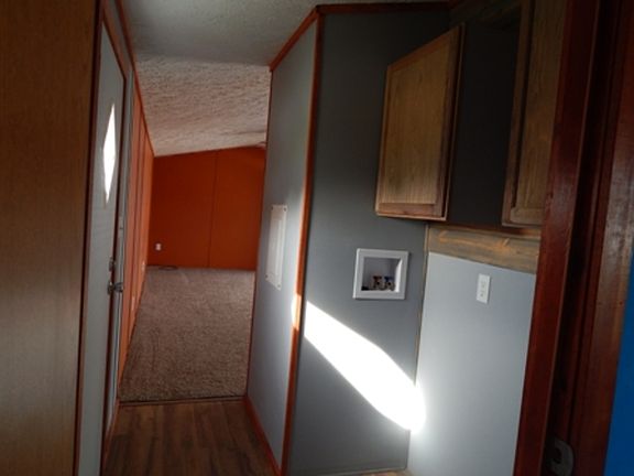 4th image of 160 Pine Dr S
