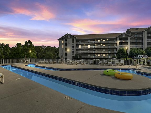 2nd image of 205 Ogle Dr #614