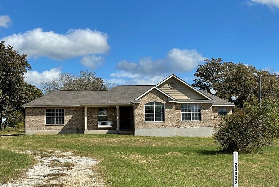 1st image of 22322 Savannah Lk