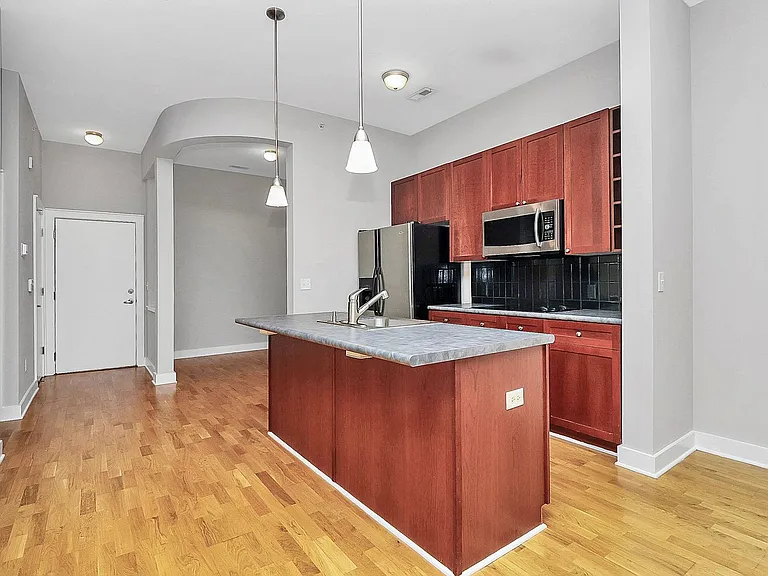 712 N Davidson St — Photo 8